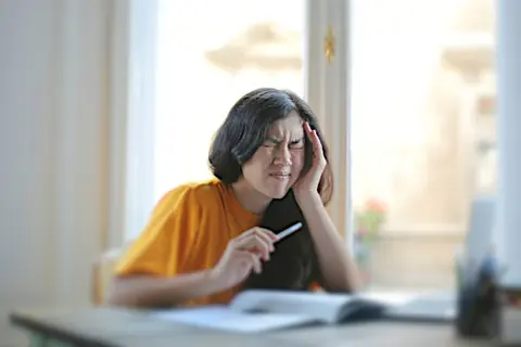 Mounjaro Headaches: Causes & How to Manage Them